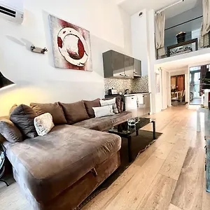 Duplex Patio Wilson Niza